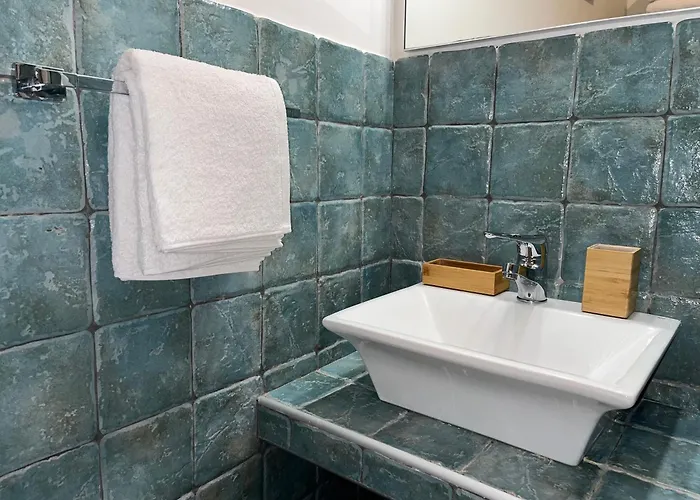 Casa de hóspedes A Casa - Sharing 4*
